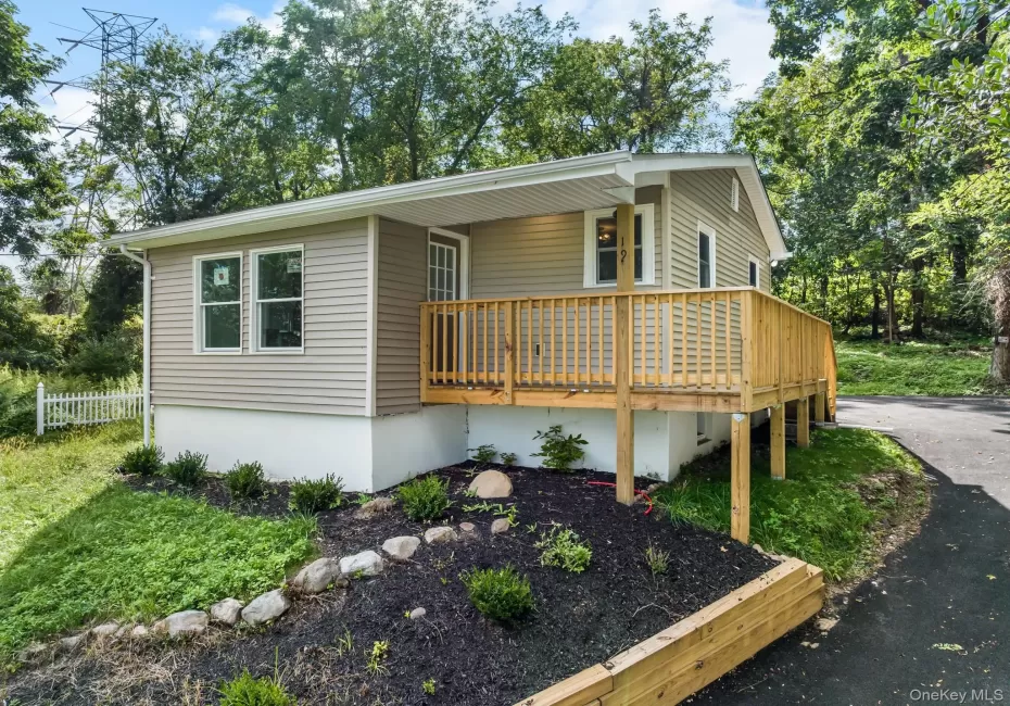 19 Dykes Park Road, Clarkstown, NY, 1 Bedroom Bedrooms, 3 Rooms Rooms,2 BathroomsBathrooms,Residential,For Rent,Dykes Park,0,1022363 19 Dykes Park Road, Clarkstown, NY, 1 Bedroom Bedrooms, 3 Rooms Rooms,2 BathroomsBathrooms,Residential,For Rent,Dykes Park,0,1022363