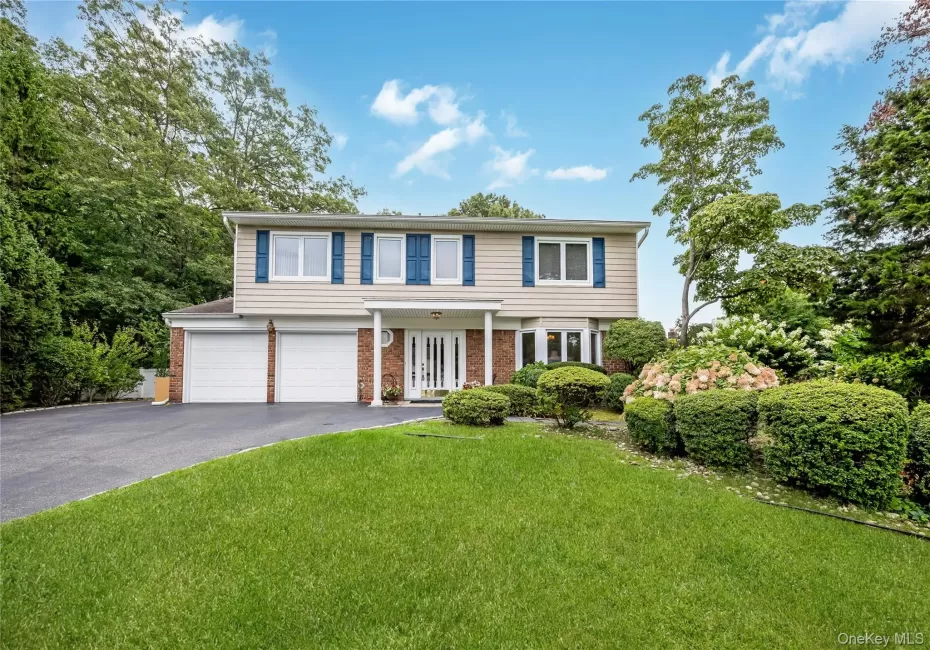 15 Melrose Lane, Smithtown, NY, 4 Bedrooms Bedrooms, 8 Rooms Rooms,2 BathroomsBathrooms,Residential,For Rent,Melrose,0,1042052 15 Melrose Lane, Smithtown, NY, 4 Bedrooms Bedrooms, 8 Rooms Rooms,2 BathroomsBathrooms,Residential,For Rent,Melrose,0,1042052