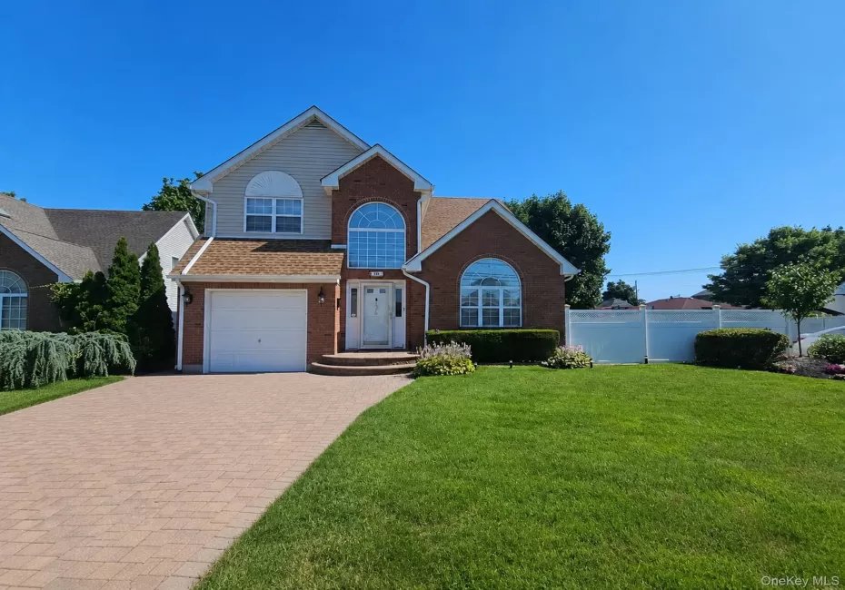 126 Washington Avenue, Hempstead, NY, 3 Bedrooms Bedrooms, 7 Rooms Rooms,1 BathroomBathrooms,Residential,For Rent,Washington,0,1043743 126 Washington Avenue, Hempstead, NY, 3 Bedrooms Bedrooms, 7 Rooms Rooms,1 BathroomBathrooms,Residential,For Rent,Washington,0,1043743