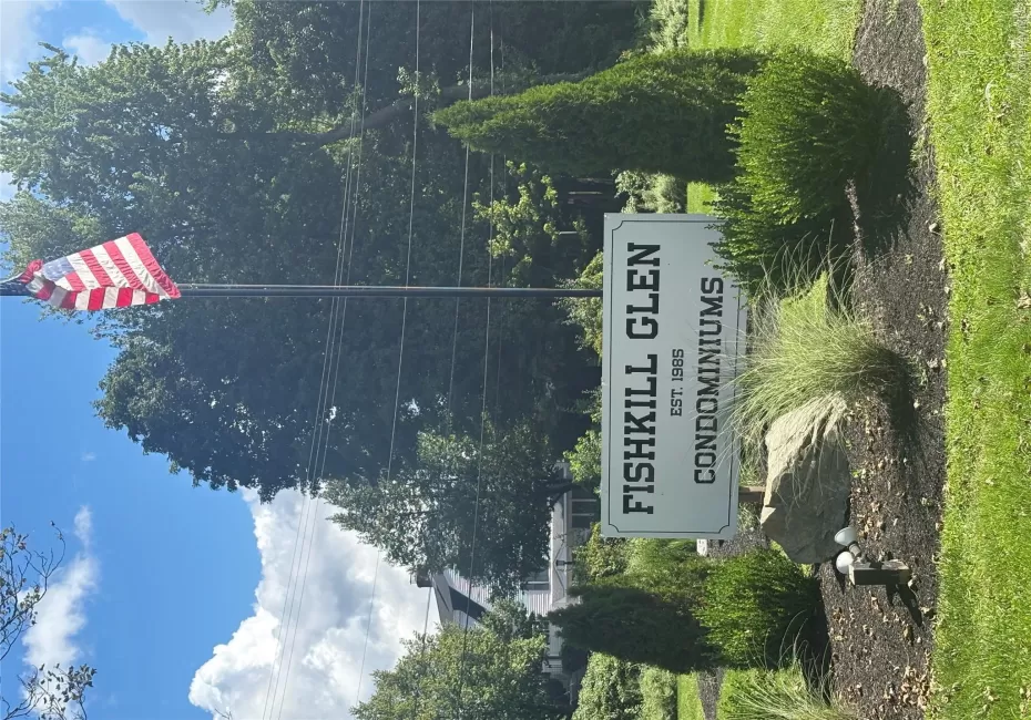 4 Fishkill Glen Drive, Fishkill, NY, 1 Bedroom Bedrooms, 4 Rooms Rooms,1 BathroomBathrooms,Residential Lease,For Rent,Fishkill Glen,0,1047402 4 Fishkill Glen Drive, Fishkill, NY, 1 Bedroom Bedrooms, 4 Rooms Rooms,1 BathroomBathrooms,Residential Lease,For Rent,Fishkill Glen,0,1047402