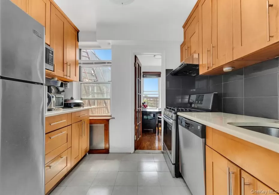 105-34 65th Avenue, New York, NY, 2 Bedrooms Bedrooms, 4 Rooms Rooms,1 BathroomBathrooms,Residential,For Rent,65th,0,1047516 105-34 65th Avenue, New York, NY, 2 Bedrooms Bedrooms, 4 Rooms Rooms,1 BathroomBathrooms,Residential,For Rent,65th,0,1047516