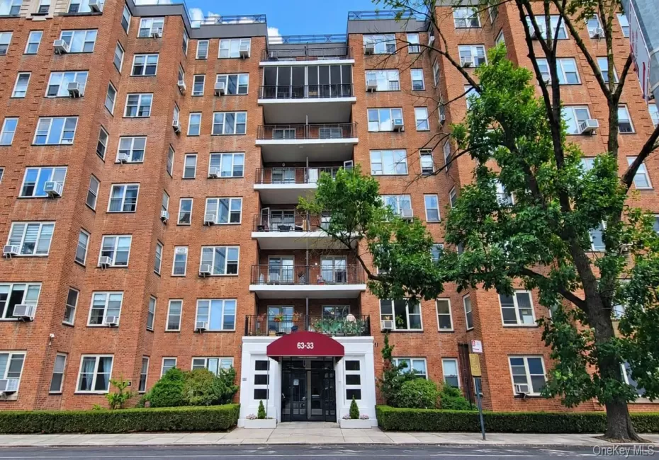 63-33 98th Place, New York, NY, 3 Rooms Rooms,1 BathroomBathrooms,Residential Lease,For Rent,98th,0,1047541 63-33 98th Place, New York, NY, 3 Rooms Rooms,1 BathroomBathrooms,Residential Lease,For Rent,98th,0,1047541