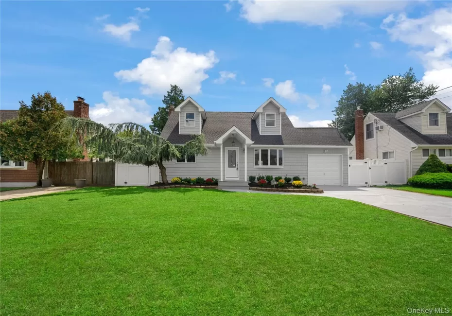 126 Lambert Avenue, Oyster Bay, NY, 4 Bedrooms Bedrooms, 6 Rooms Rooms,2 BathroomsBathrooms,Residential,For Rent,Lambert,0,1047588 126 Lambert Avenue, Oyster Bay, NY, 4 Bedrooms Bedrooms, 6 Rooms Rooms,2 BathroomsBathrooms,Residential,For Rent,Lambert,0,1047588