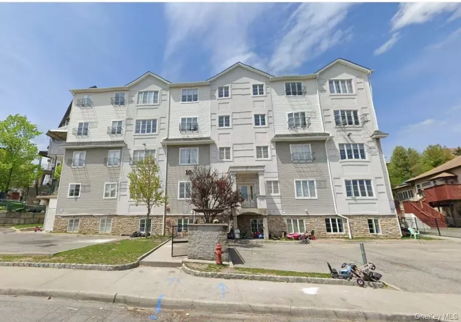 10 Meron Drive, Monroe, NY, 2 Bedrooms Bedrooms, 4 Rooms Rooms,2 BathroomsBathrooms,Residential,For Rent,Meron,0,1044747 10 Meron Drive, Monroe, NY, 2 Bedrooms Bedrooms, 4 Rooms Rooms,2 BathroomsBathrooms,Residential,For Rent,Meron,0,1044747