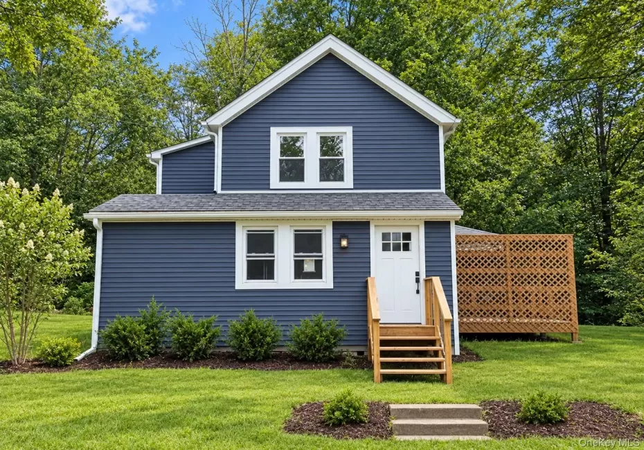 11 Spring Glen Road, Fallsburg, NY, 3 Bedrooms Bedrooms, 8 Rooms Rooms,2 BathroomsBathrooms,Residential Lease,For Rent,Spring Glen,0,1047671 11 Spring Glen Road, Fallsburg, NY, 3 Bedrooms Bedrooms, 8 Rooms Rooms,2 BathroomsBathrooms,Residential Lease,For Rent,Spring Glen,0,1047671