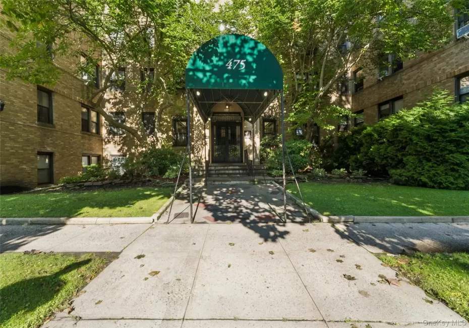 475 Bronx River Road, Yonkers, NY, 1 Bedroom Bedrooms, 4 Rooms Rooms,1 BathroomBathrooms,Residential,For Rent,Bronx River,0,1047691 475 Bronx River Road, Yonkers, NY, 1 Bedroom Bedrooms, 4 Rooms Rooms,1 BathroomBathrooms,Residential,For Rent,Bronx River,0,1047691