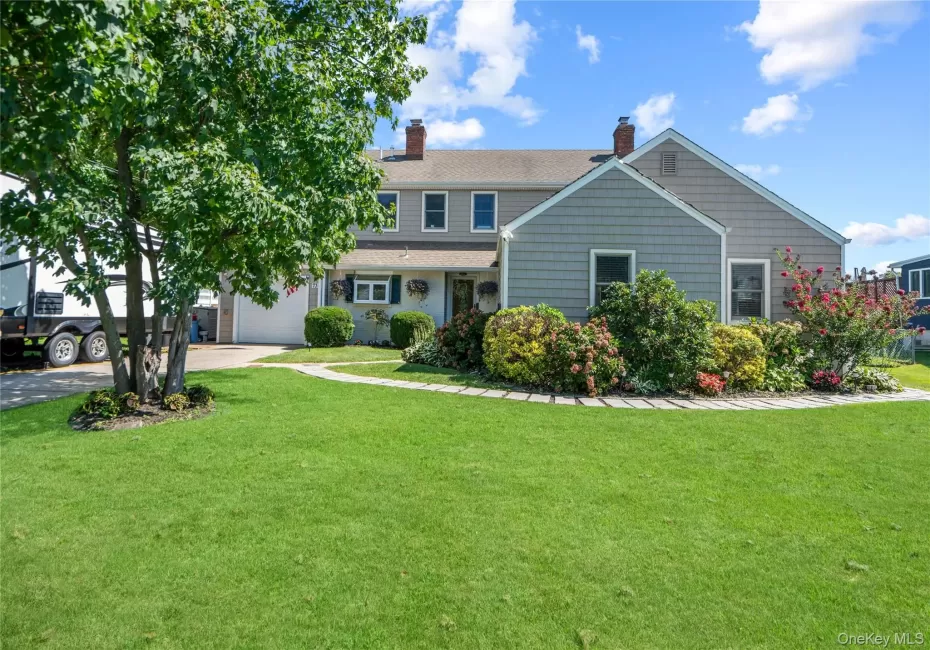 73 Maple Avenue, Islip, NY, 5 Bedrooms Bedrooms, 9 Rooms Rooms,2 BathroomsBathrooms,Residential,For Rent,Maple,0,1045316 73 Maple Avenue, Islip, NY, 5 Bedrooms Bedrooms, 9 Rooms Rooms,2 BathroomsBathrooms,Residential,For Rent,Maple,0,1045316