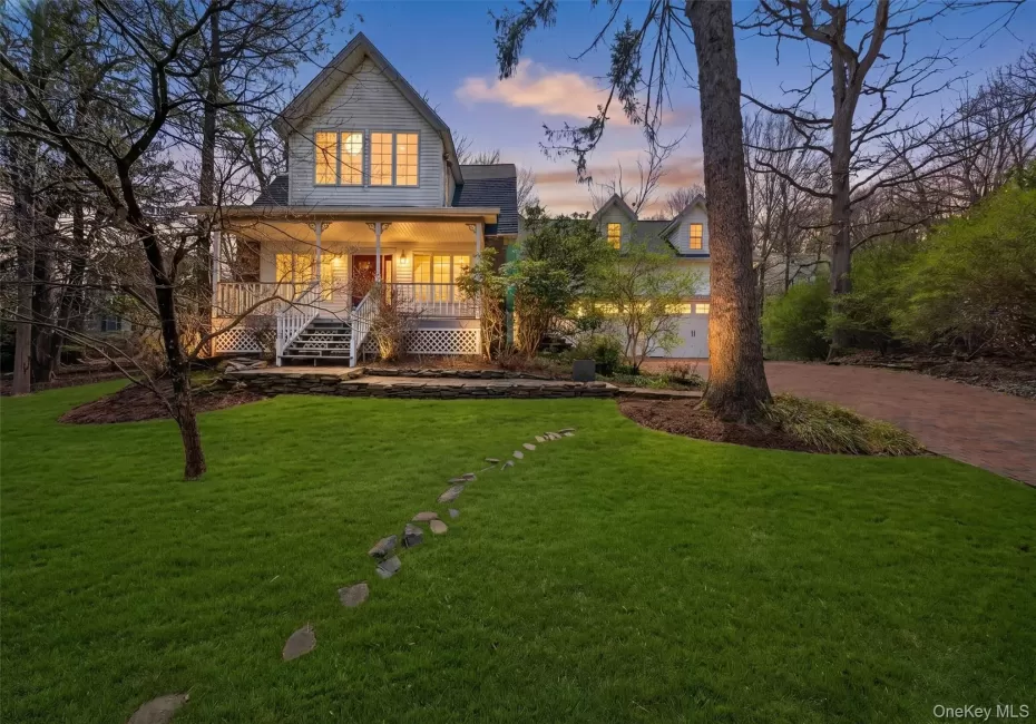 69 Edgewood Drive, Woodbury, NY, 4 Bedrooms Bedrooms, 13 Rooms Rooms,2 BathroomsBathrooms,Residential,For Rent,Edgewood,0,986327 69 Edgewood Drive, Woodbury, NY, 4 Bedrooms Bedrooms, 13 Rooms Rooms,2 BathroomsBathrooms,Residential,For Rent,Edgewood,0,986327