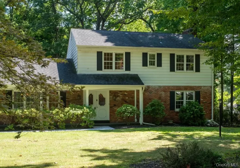 11 Carnelli Court, Poughkeepsie (town), NY, 4 Bedrooms Bedrooms, 11 Rooms Rooms,3 BathroomsBathrooms,Residential,For Rent,Carnelli,0,1024028 11 Carnelli Court, Poughkeepsie (town), NY, 4 Bedrooms Bedrooms, 11 Rooms Rooms,3 BathroomsBathrooms,Residential,For Rent,Carnelli,0,1024028