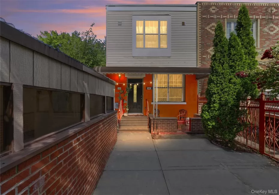 343 Hinsdale Street, New York, NY, 3 Bedrooms Bedrooms, 5 Rooms Rooms,1 BathroomBathrooms,Residential,For Rent,Hinsdale,0,1038906 343 Hinsdale Street, New York, NY, 3 Bedrooms Bedrooms, 5 Rooms Rooms,1 BathroomBathrooms,Residential,For Rent,Hinsdale,0,1038906