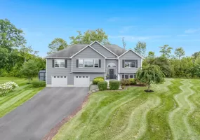 27 Frieda Lane, La Grange, NY, 3 Bedrooms Bedrooms, 10 Rooms Rooms,3 BathroomsBathrooms,Residential,For Rent,Frieda,0,1042196 27 Frieda Lane, La Grange, NY, 3 Bedrooms Bedrooms, 10 Rooms Rooms,3 BathroomsBathrooms,Residential,For Rent,Frieda,0,1042196