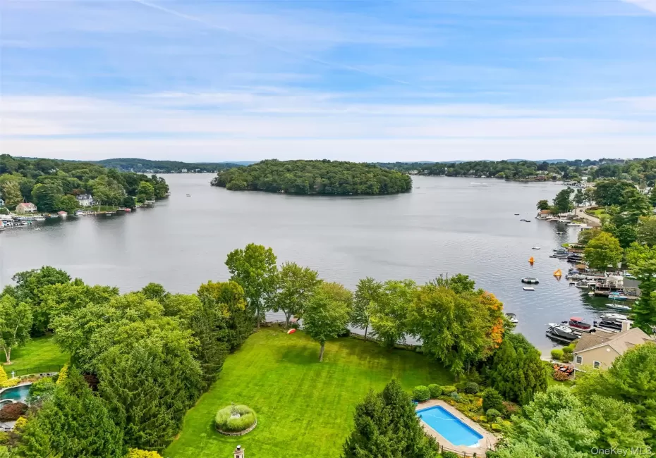 "LAKE MAHOPAC', A 600 ACRE PARADISE! "LAKE MAHOPAC', A 600 ACRE PARADISE!
