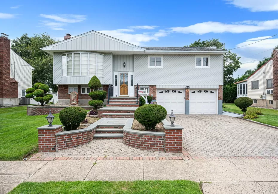21 Page Drive, Oyster Bay, NY, 4 Bedrooms Bedrooms, 10 Rooms Rooms,2 BathroomsBathrooms,Residential,For Rent,Page,0,1047777 21 Page Drive, Oyster Bay, NY, 4 Bedrooms Bedrooms, 10 Rooms Rooms,2 BathroomsBathrooms,Residential,For Rent,Page,0,1047777