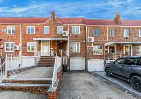 137-66 70th Road, New York, NY, 3 Bedrooms Bedrooms, 9 Rooms Rooms,2 BathroomsBathrooms,Residential,For Rent,70th,0,1047841 137-66 70th Road, New York, NY, 3 Bedrooms Bedrooms, 9 Rooms Rooms,2 BathroomsBathrooms,Residential,For Rent,70th,0,1047841
