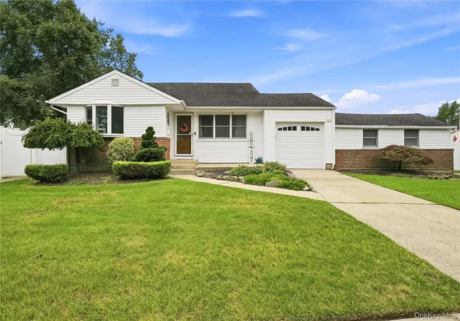 220 Park Drive, Oyster Bay, NY, 3 Bedrooms Bedrooms, 6 Rooms Rooms,2 BathroomsBathrooms,Residential,For Rent,Park,0,1047703 220 Park Drive, Oyster Bay, NY, 3 Bedrooms Bedrooms, 6 Rooms Rooms,2 BathroomsBathrooms,Residential,For Rent,Park,0,1047703