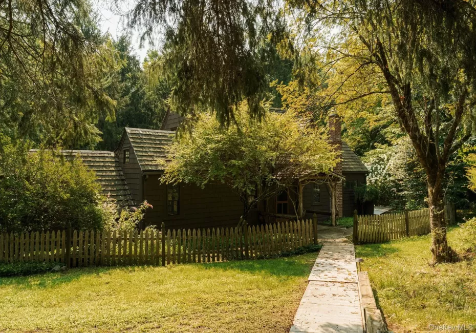16 Carlson Road, Dover, NY, 3 Bedrooms Bedrooms, 6 Rooms Rooms,2 BathroomsBathrooms,Residential,For Rent,Carlson,0,1047398 16 Carlson Road, Dover, NY, 3 Bedrooms Bedrooms, 6 Rooms Rooms,2 BathroomsBathrooms,Residential,For Rent,Carlson,0,1047398