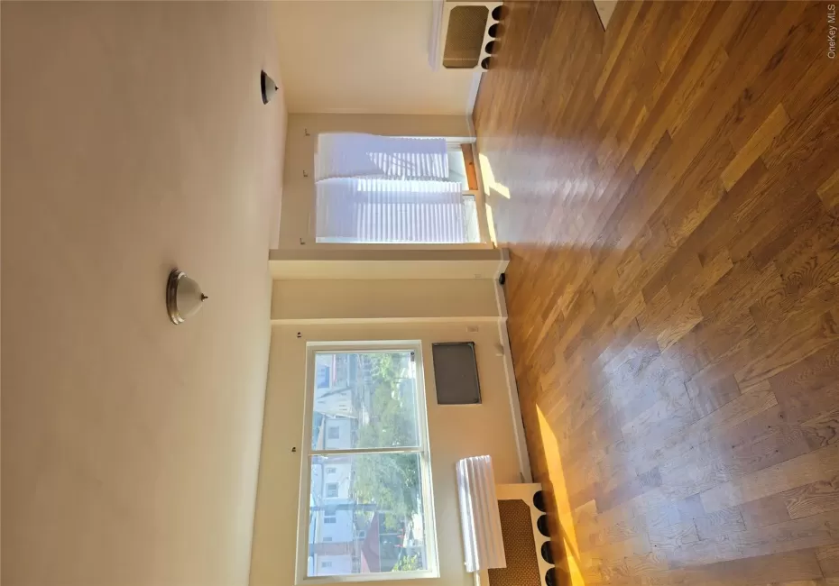 195-25 Woodhull Avenue, New York, NY, 3 Bedrooms Bedrooms, 5 Rooms Rooms,1 BathroomBathrooms,Residential Lease,For Rent,Woodhull,0,1047900 195-25 Woodhull Avenue, New York, NY, 3 Bedrooms Bedrooms, 5 Rooms Rooms,1 BathroomBathrooms,Residential Lease,For Rent,Woodhull,0,1047900