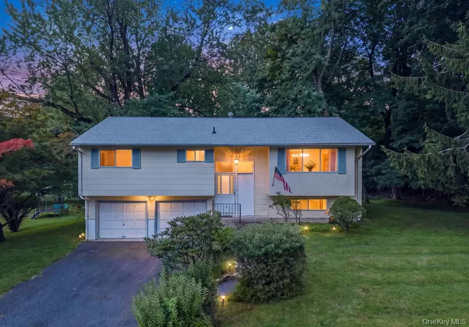8 Madeline Terrace, Ramapo, NY, 3 Bedrooms Bedrooms, 8 Rooms Rooms,2 BathroomsBathrooms,Residential,For Rent,Madeline,0,1047099 8 Madeline Terrace, Ramapo, NY, 3 Bedrooms Bedrooms, 8 Rooms Rooms,2 BathroomsBathrooms,Residential,For Rent,Madeline,0,1047099