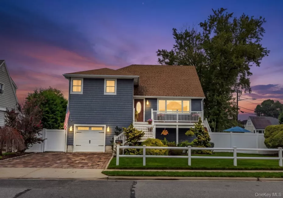 3835 Niami Street, Hempstead, NY, 3 Bedrooms Bedrooms, 12 Rooms Rooms,3 BathroomsBathrooms,Residential,For Rent,Niami,0,1047858 3835 Niami Street, Hempstead, NY, 3 Bedrooms Bedrooms, 12 Rooms Rooms,3 BathroomsBathrooms,Residential,For Rent,Niami,0,1047858