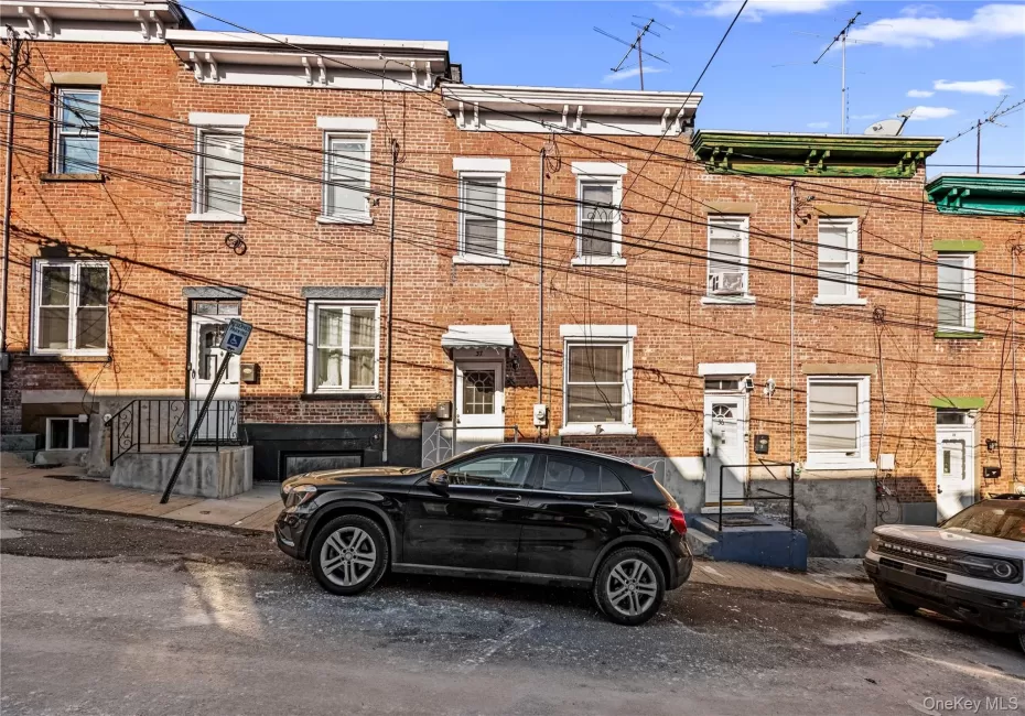 37 Moquette Row, Yonkers, NY, 2 Bedrooms Bedrooms, 3 Rooms Rooms,1 BathroomBathrooms,Residential,For Rent,Moquette,0,968949 37 Moquette Row, Yonkers, NY, 2 Bedrooms Bedrooms, 3 Rooms Rooms,1 BathroomBathrooms,Residential,For Rent,Moquette,0,968949
