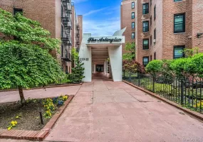 139-15 83rd Avenue, New York, NY, 1 Bedroom Bedrooms, 3 Rooms Rooms,1 BathroomBathrooms,Residential,For Rent,83rd,0,1000220 139-15 83rd Avenue, New York, NY, 1 Bedroom Bedrooms, 3 Rooms Rooms,1 BathroomBathrooms,Residential,For Rent,83rd,0,1000220
