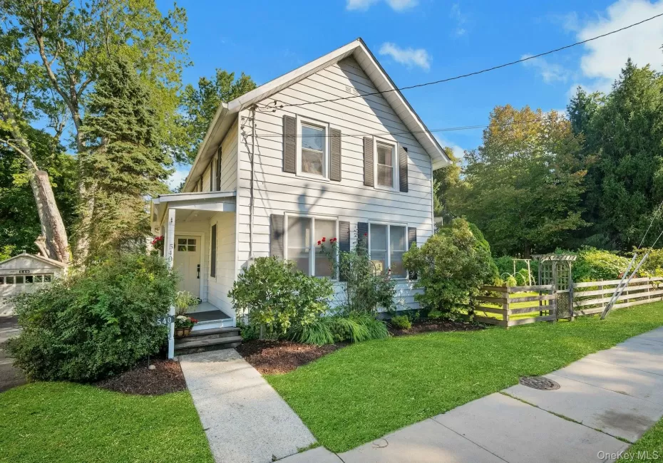 Welcome to 540 Beddford Road in the heart of Pocantico Hills... Welcome to 540 Beddford Road in the heart of Pocantico Hills...