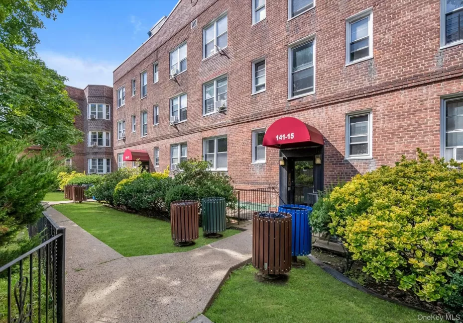 141-15 Union Turnpike, New York, NY, 1 Bedroom Bedrooms, 3 Rooms Rooms,1 BathroomBathrooms,Residential,For Rent,Union Turnpike,0,1047989 141-15 Union Turnpike, New York, NY, 1 Bedroom Bedrooms, 3 Rooms Rooms,1 BathroomBathrooms,Residential,For Rent,Union Turnpike,0,1047989