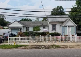 437 Moffitt Boulevard, Islip, NY, 5 Bedrooms Bedrooms, 9 Rooms Rooms,3 BathroomsBathrooms,Residential,For Rent,Moffitt,0,1045374 437 Moffitt Boulevard, Islip, NY, 5 Bedrooms Bedrooms, 9 Rooms Rooms,3 BathroomsBathrooms,Residential,For Rent,Moffitt,0,1045374