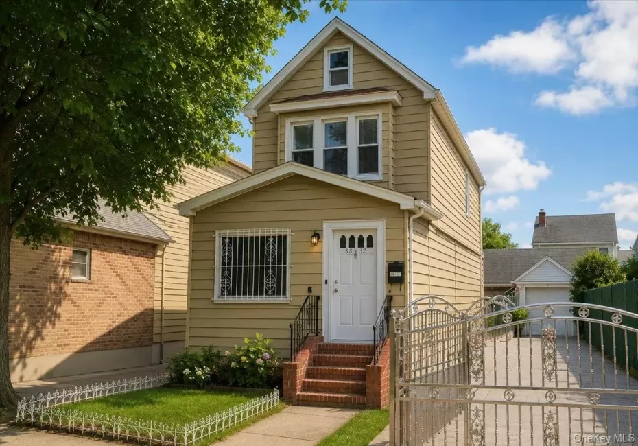 88-32 187th Place, New York, NY, 3 Bedrooms Bedrooms, 8 Rooms Rooms,1 BathroomBathrooms,Residential,For Rent,187th,0,1033080 88-32 187th Place, New York, NY, 3 Bedrooms Bedrooms, 8 Rooms Rooms,1 BathroomBathrooms,Residential,For Rent,187th,0,1033080