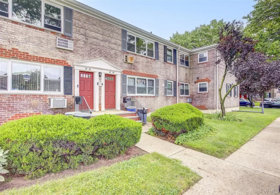 67-28 152nd Street, New York, NY, 2 Bedrooms Bedrooms, 4 Rooms Rooms,1 BathroomBathrooms,Residential,For Rent,152nd,0,1047946 67-28 152nd Street, New York, NY, 2 Bedrooms Bedrooms, 4 Rooms Rooms,1 BathroomBathrooms,Residential,For Rent,152nd,0,1047946