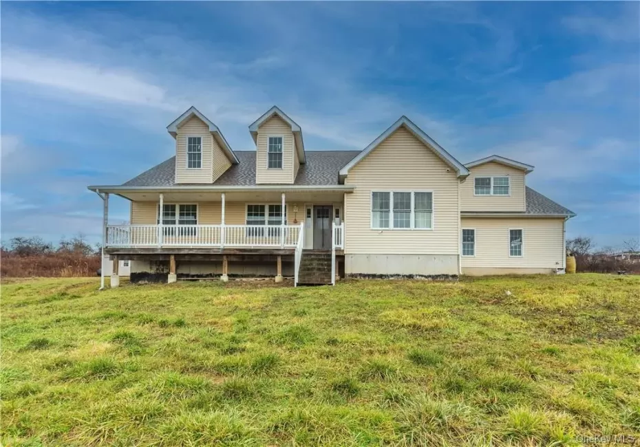 66 Mulberry Lane, Marlboro, NY, 3 Bedrooms Bedrooms, 7 Rooms Rooms,2 BathroomsBathrooms,Residential Lease,For Rent,Mulberry,0,1048062 66 Mulberry Lane, Marlboro, NY, 3 Bedrooms Bedrooms, 7 Rooms Rooms,2 BathroomsBathrooms,Residential Lease,For Rent,Mulberry,0,1048062