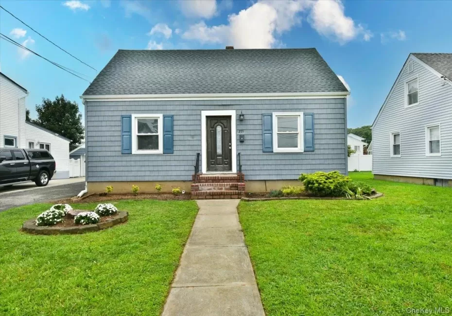 235 Madison Avenue, Hempstead, NY, 3 Bedrooms Bedrooms, 7 Rooms Rooms,1 BathroomBathrooms,Residential,For Rent,Madison,0,1048104 235 Madison Avenue, Hempstead, NY, 3 Bedrooms Bedrooms, 7 Rooms Rooms,1 BathroomBathrooms,Residential,For Rent,Madison,0,1048104