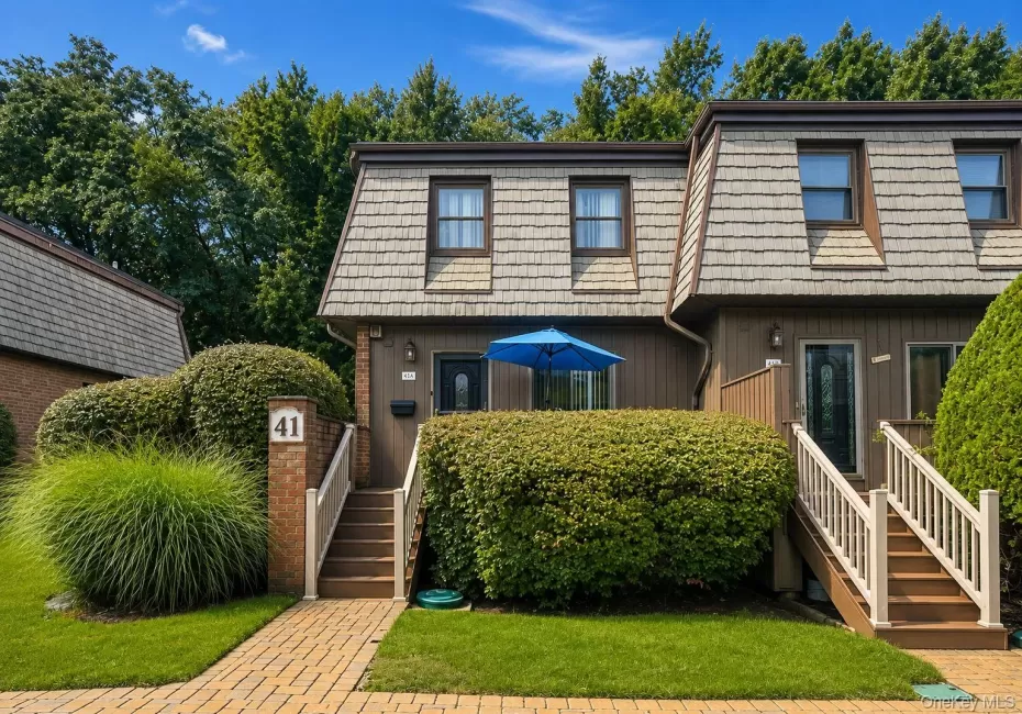 41 Heritage Drive, Clarkstown, NY, 2 Bedrooms Bedrooms, 7 Rooms Rooms,2 BathroomsBathrooms,Residential,For Rent,Heritage,0,1045145 41 Heritage Drive, Clarkstown, NY, 2 Bedrooms Bedrooms, 7 Rooms Rooms,2 BathroomsBathrooms,Residential,For Rent,Heritage,0,1045145