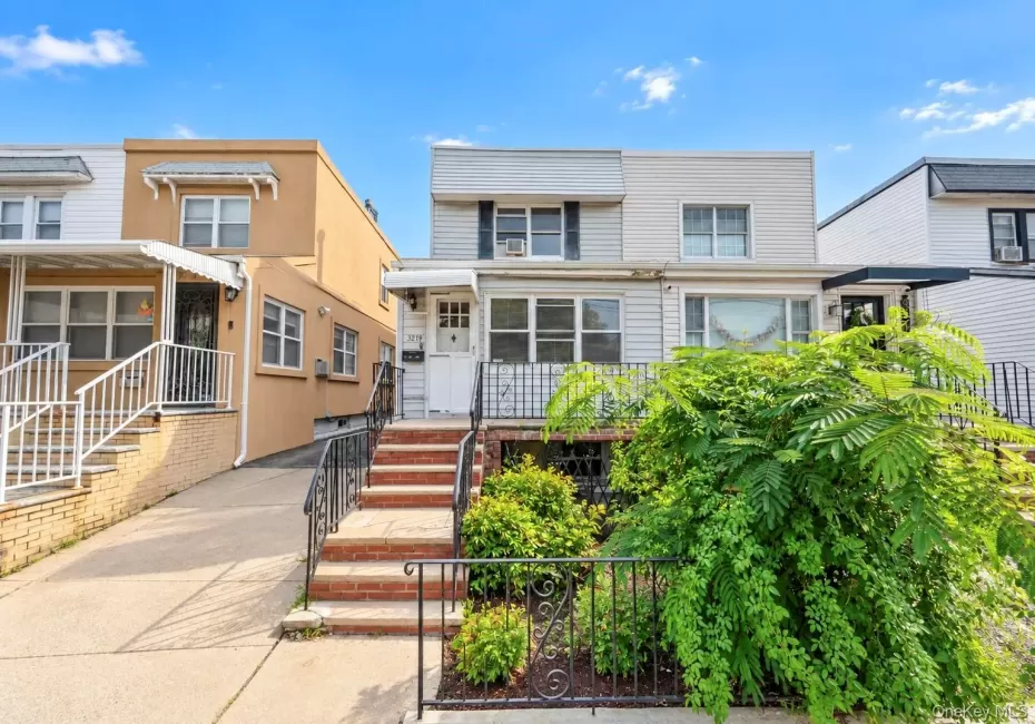 32-19 201st Street, New York, NY, 3 Bedrooms Bedrooms, 6 Rooms Rooms,1 BathroomBathrooms,Residential,For Rent,201st,0,1001172 32-19 201st Street, New York, NY, 3 Bedrooms Bedrooms, 6 Rooms Rooms,1 BathroomBathrooms,Residential,For Rent,201st,0,1001172
