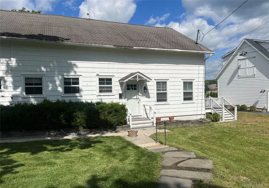 7 Parkway, Goshen, NY, 2 Bedrooms Bedrooms, 5 Rooms Rooms,1 BathroomBathrooms,Residential Lease,For Rent,Parkway,0,1048179 7 Parkway, Goshen, NY, 2 Bedrooms Bedrooms, 5 Rooms Rooms,1 BathroomBathrooms,Residential Lease,For Rent,Parkway,0,1048179