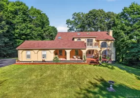 5 Harvey Way, Newburgh (town), NY, 4 Bedrooms Bedrooms, 13 Rooms Rooms,3 BathroomsBathrooms,Residential,For Rent,Harvey,0,1048211 5 Harvey Way, Newburgh (town), NY, 4 Bedrooms Bedrooms, 13 Rooms Rooms,3 BathroomsBathrooms,Residential,For Rent,Harvey,0,1048211