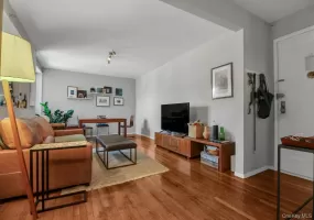 35-40 75th Street, New York, NY, 1 Bedroom Bedrooms, 3 Rooms Rooms,1 BathroomBathrooms,Residential,For Rent,75th,0,1047042 35-40 75th Street, New York, NY, 1 Bedroom Bedrooms, 3 Rooms Rooms,1 BathroomBathrooms,Residential,For Rent,75th,0,1047042