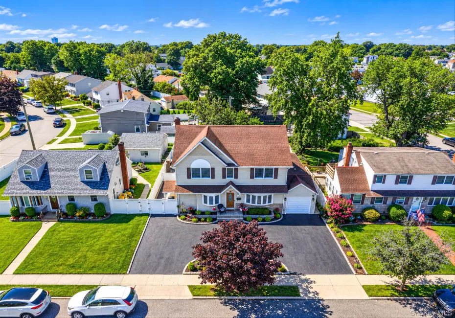16 Salem Road, Oyster Bay, NY, 3 Bedrooms Bedrooms, 8 Rooms Rooms,3 BathroomsBathrooms,Residential,For Rent,Salem,0,1048114 16 Salem Road, Oyster Bay, NY, 3 Bedrooms Bedrooms, 8 Rooms Rooms,3 BathroomsBathrooms,Residential,For Rent,Salem,0,1048114
