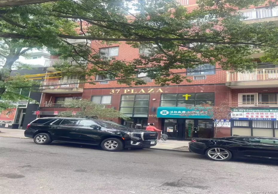 142-28 37th Avenue, New York, NY, 1 Bedroom Bedrooms, 3 Rooms Rooms,1 BathroomBathrooms,Residential,For Rent,37th,0,1048317 142-28 37th Avenue, New York, NY, 1 Bedroom Bedrooms, 3 Rooms Rooms,1 BathroomBathrooms,Residential,For Rent,37th,0,1048317