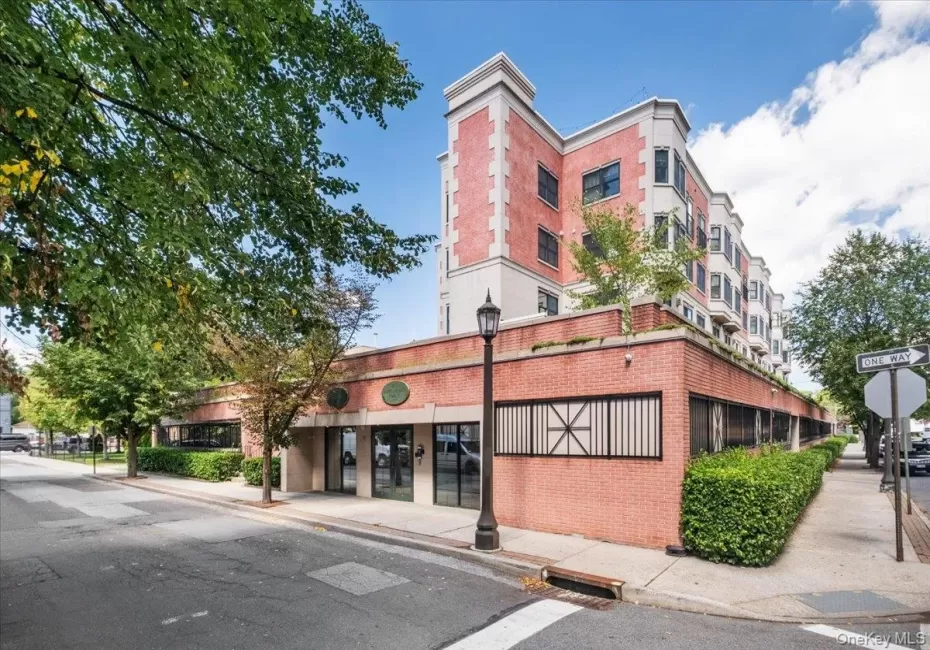 101 Sheldrake Place, Mamaroneck, NY, 2 Bedrooms Bedrooms, 5 Rooms Rooms,2 BathroomsBathrooms,Residential,For Rent,Sheldrake,0,1041141 101 Sheldrake Place, Mamaroneck, NY, 2 Bedrooms Bedrooms, 5 Rooms Rooms,2 BathroomsBathrooms,Residential,For Rent,Sheldrake,0,1041141