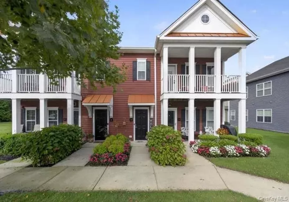 4 Village Drive, Islip, NY, 2 Bedrooms Bedrooms, 7 Rooms Rooms,2 BathroomsBathrooms,Residential,For Rent,Village,0,1046213 4 Village Drive, Islip, NY, 2 Bedrooms Bedrooms, 7 Rooms Rooms,2 BathroomsBathrooms,Residential,For Rent,Village,0,1046213