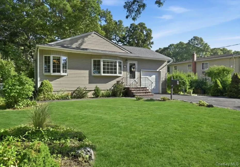 25 Oakdale Street, Islip, NY, 2 Bedrooms Bedrooms, 5 Rooms Rooms,1 BathroomBathrooms,Residential,For Rent,Oakdale,0,1047632 25 Oakdale Street, Islip, NY, 2 Bedrooms Bedrooms, 5 Rooms Rooms,1 BathroomBathrooms,Residential,For Rent,Oakdale,0,1047632