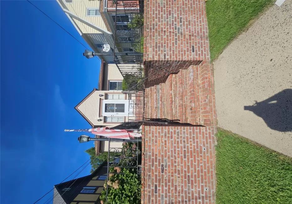 597 Kimball Avenue, Yonkers, NY, 3 Bedrooms Bedrooms, 6 Rooms Rooms,1 BathroomBathrooms,Residential,For Rent,Kimball,0,1047820 597 Kimball Avenue, Yonkers, NY, 3 Bedrooms Bedrooms, 6 Rooms Rooms,1 BathroomBathrooms,Residential,For Rent,Kimball,0,1047820