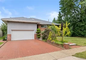 655 Diane Place, Hempstead, NY, 6 Bedrooms Bedrooms, 10 Rooms Rooms,3 BathroomsBathrooms,Residential Lease,For Rent,Diane,0,1048600 655 Diane Place, Hempstead, NY, 6 Bedrooms Bedrooms, 10 Rooms Rooms,3 BathroomsBathrooms,Residential Lease,For Rent,Diane,0,1048600