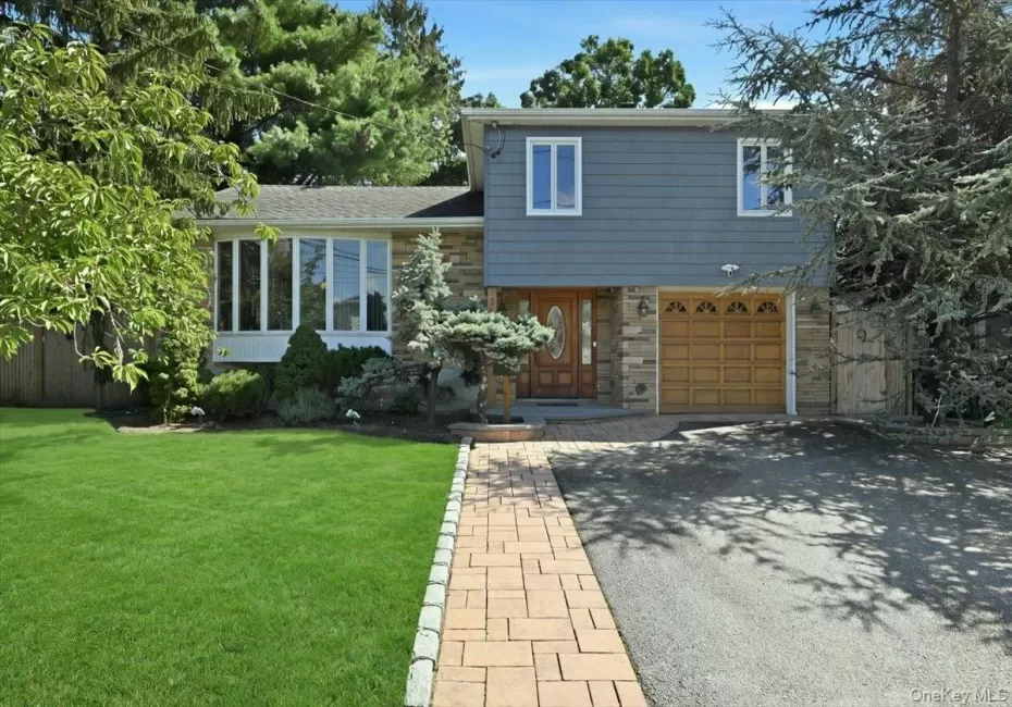 2484 Kayron Lane, Hempstead, NY, 4 Bedrooms Bedrooms, 8 Rooms Rooms,2 BathroomsBathrooms,Residential,For Rent,Kayron,0,1047028 2484 Kayron Lane, Hempstead, NY, 4 Bedrooms Bedrooms, 8 Rooms Rooms,2 BathroomsBathrooms,Residential,For Rent,Kayron,0,1047028