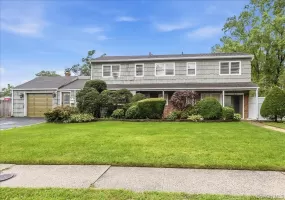 1 Greentree Circle, North Hempstead, NY, 4 Bedrooms Bedrooms, 10 Rooms Rooms,3 BathroomsBathrooms,Residential,For Rent,Greentree,0,1048748 1 Greentree Circle, North Hempstead, NY, 4 Bedrooms Bedrooms, 10 Rooms Rooms,3 BathroomsBathrooms,Residential,For Rent,Greentree,0,1048748