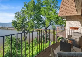 215 Kemeys Cove, Ossining, NY, 2 Bedrooms Bedrooms, 6 Rooms Rooms,2 BathroomsBathrooms,Residential,For Rent,Kemeys,0,1025566 215 Kemeys Cove, Ossining, NY, 2 Bedrooms Bedrooms, 6 Rooms Rooms,2 BathroomsBathrooms,Residential,For Rent,Kemeys,0,1025566
