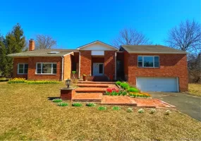106 Woods Drive, North Hempstead, NY, 5 Bedrooms Bedrooms, 9 Rooms Rooms,4 BathroomsBathrooms,Residential,For Rent,Woods,0,969786 106 Woods Drive, North Hempstead, NY, 5 Bedrooms Bedrooms, 9 Rooms Rooms,4 BathroomsBathrooms,Residential,For Rent,Woods,0,969786