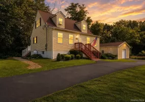 11 St Andrews Road, Montgomery, NY, 4 Bedrooms Bedrooms, 7 Rooms Rooms,2 BathroomsBathrooms,Residential,For Rent,St Andrews,0,1041443 11 St Andrews Road, Montgomery, NY, 4 Bedrooms Bedrooms, 7 Rooms Rooms,2 BathroomsBathrooms,Residential,For Rent,St Andrews,0,1041443
