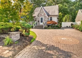 15 Palisades Avenue, Clarkstown, NY, 3 Bedrooms Bedrooms, 9 Rooms Rooms,2 BathroomsBathrooms,Residential,For Rent,Palisades,0,1018141 15 Palisades Avenue, Clarkstown, NY, 3 Bedrooms Bedrooms, 9 Rooms Rooms,2 BathroomsBathrooms,Residential,For Rent,Palisades,0,1018141